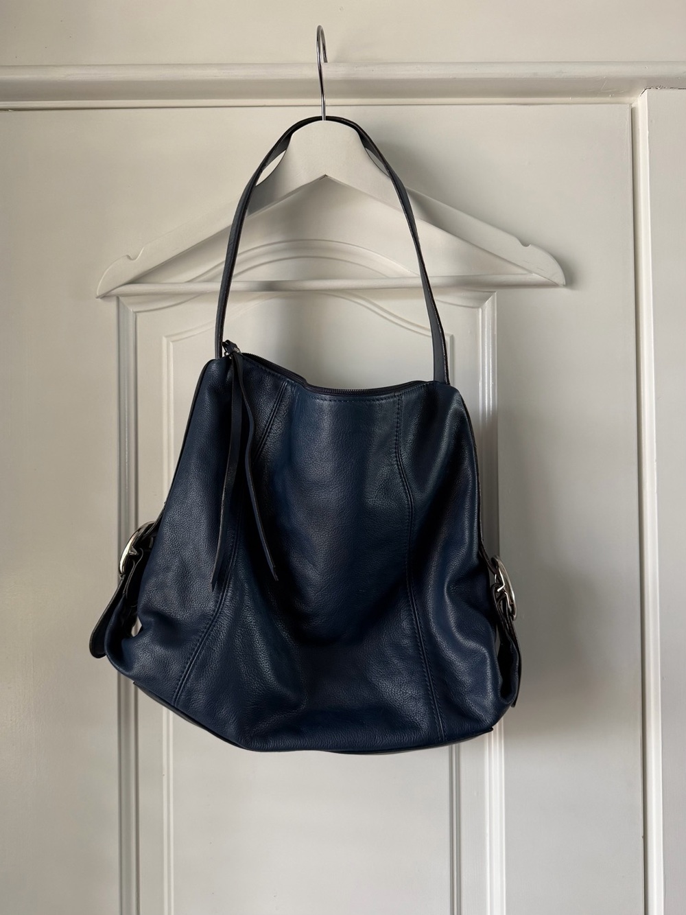 Leather Shoulder Hobo Bag in Deep Navy